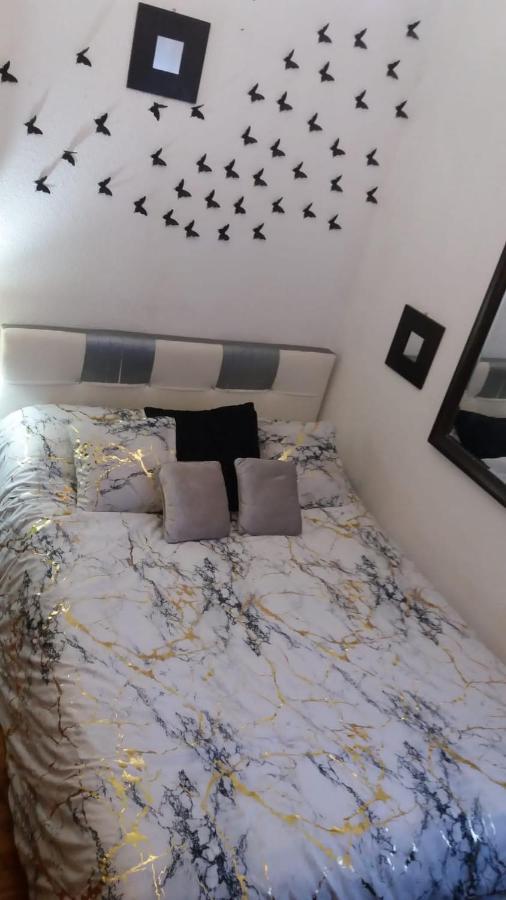 Habitacion Cookie En Chamberi Madrid Exterior foto